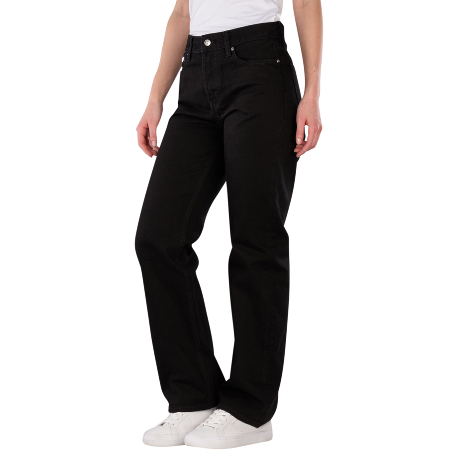 Calvin Klein Signature 90s Straight Fit Jeans  