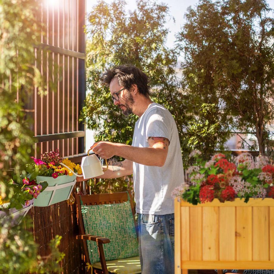 B2X Fioriera su gambe in legno  