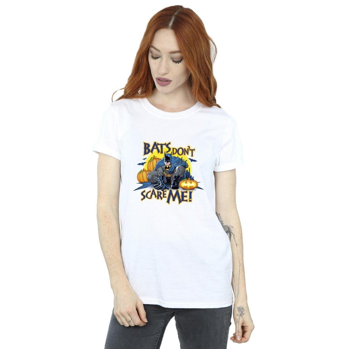 DC COMICS  Bats Don't Scare Me TShirt 