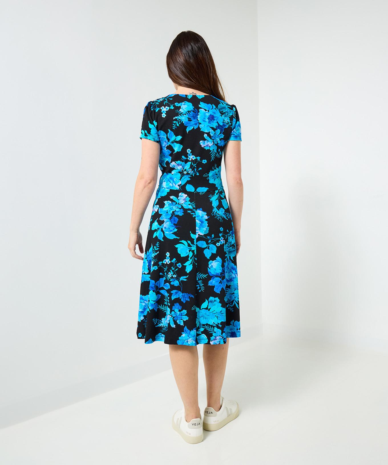 Joe Browns Abito in jersey con motivo floreale invernale e look a portafoglio  