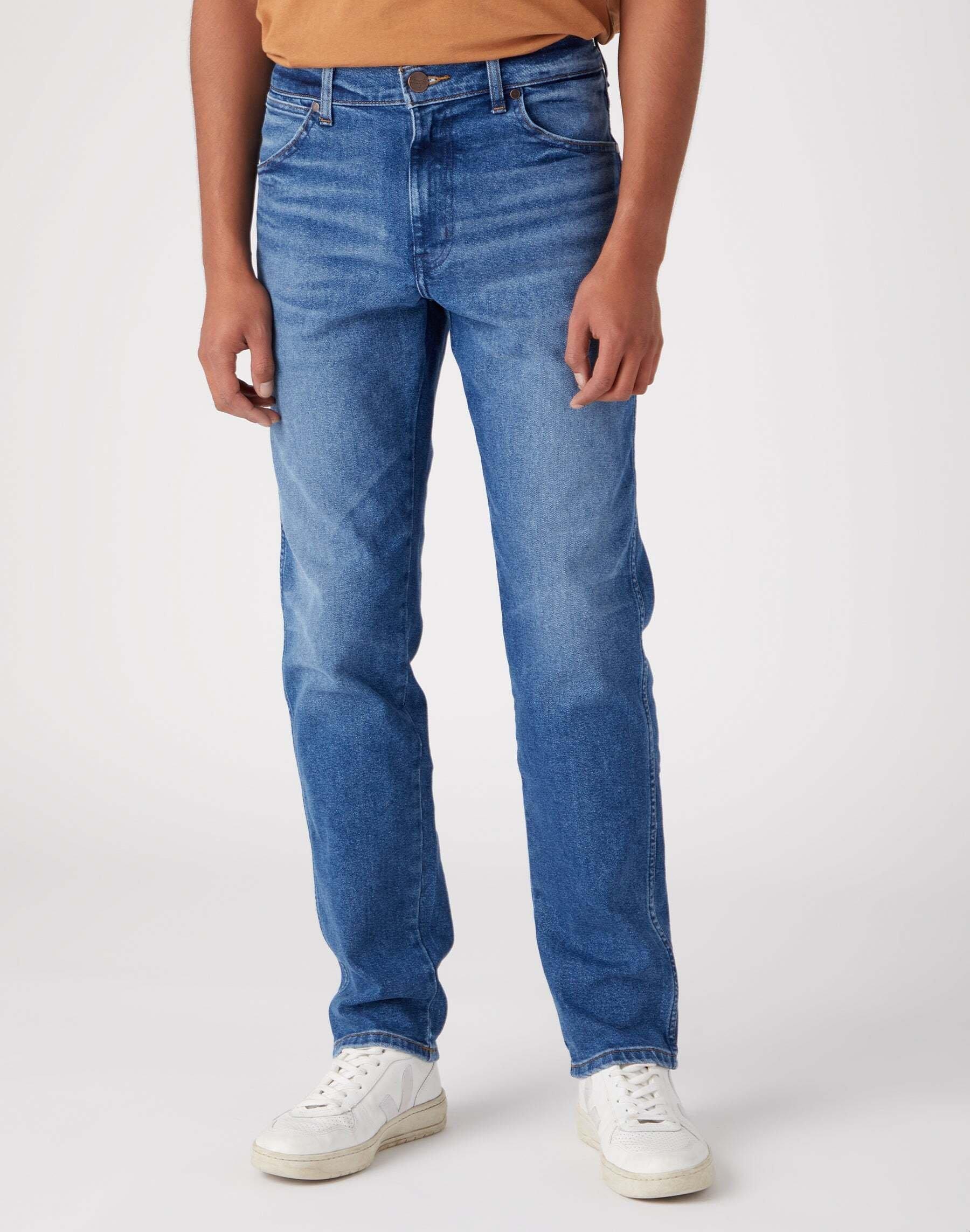 Wrangler River Tapered Fit Jeans  
