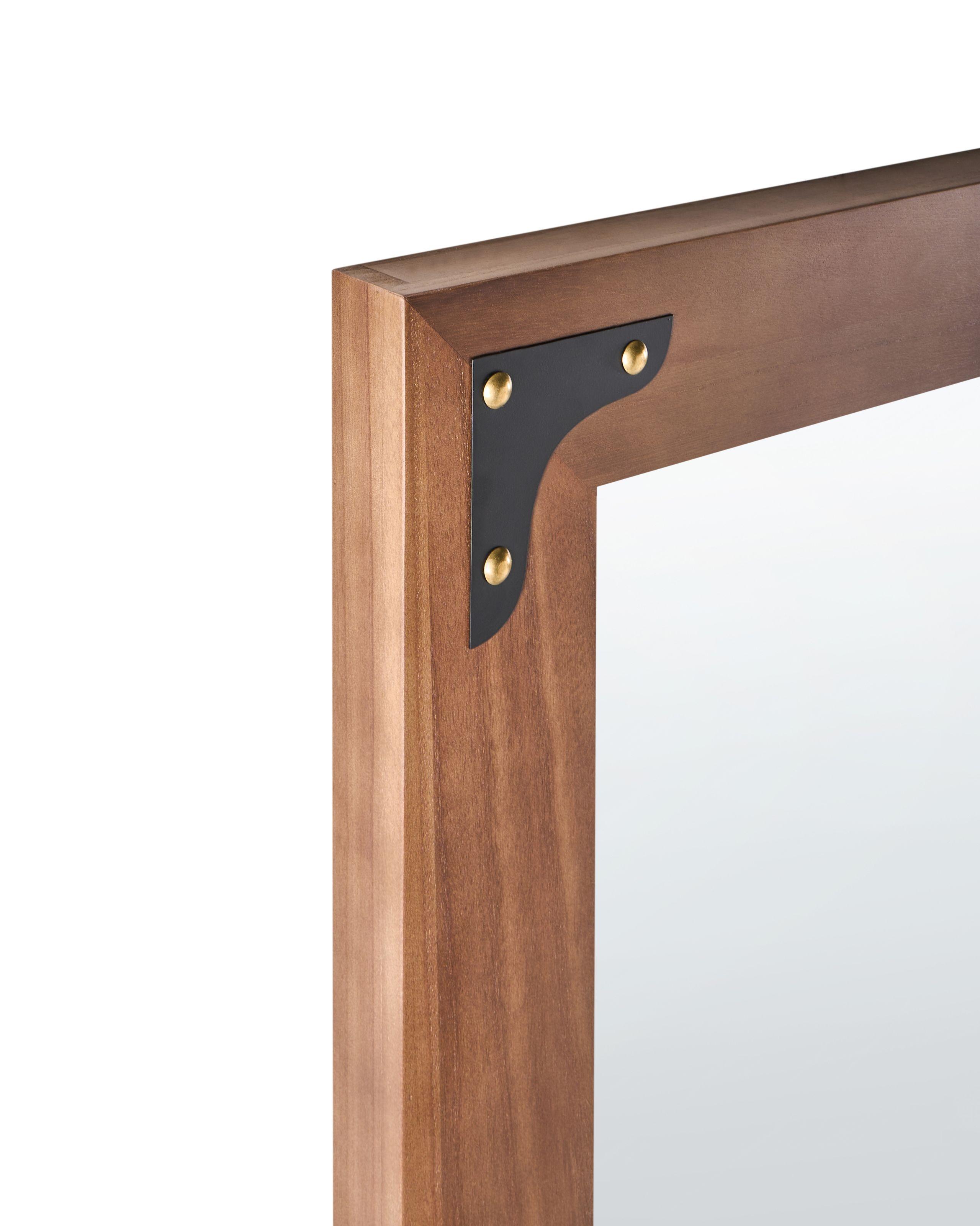 Beliani Wandspiegel aus Tannenholz Rustikal BLOSVILLE  