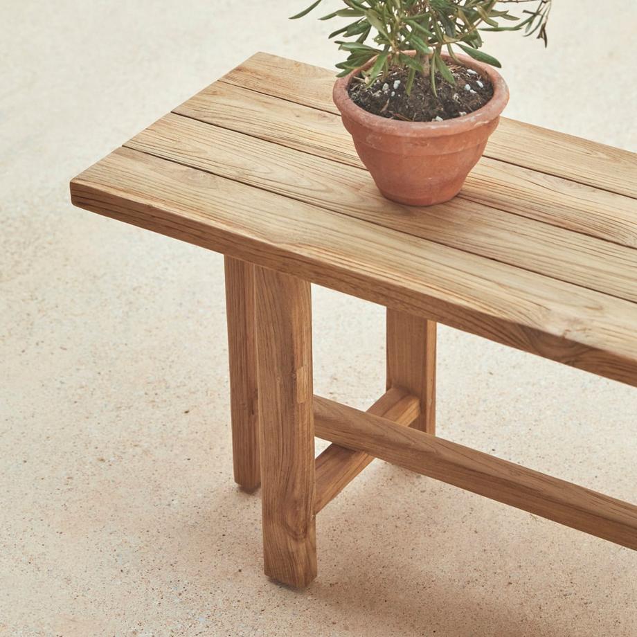 Tikamoon Gartenbank Antonia aus recyceltem Teakholz  