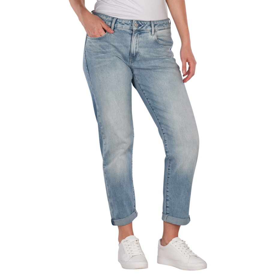 Kate Jeans Boyfriend