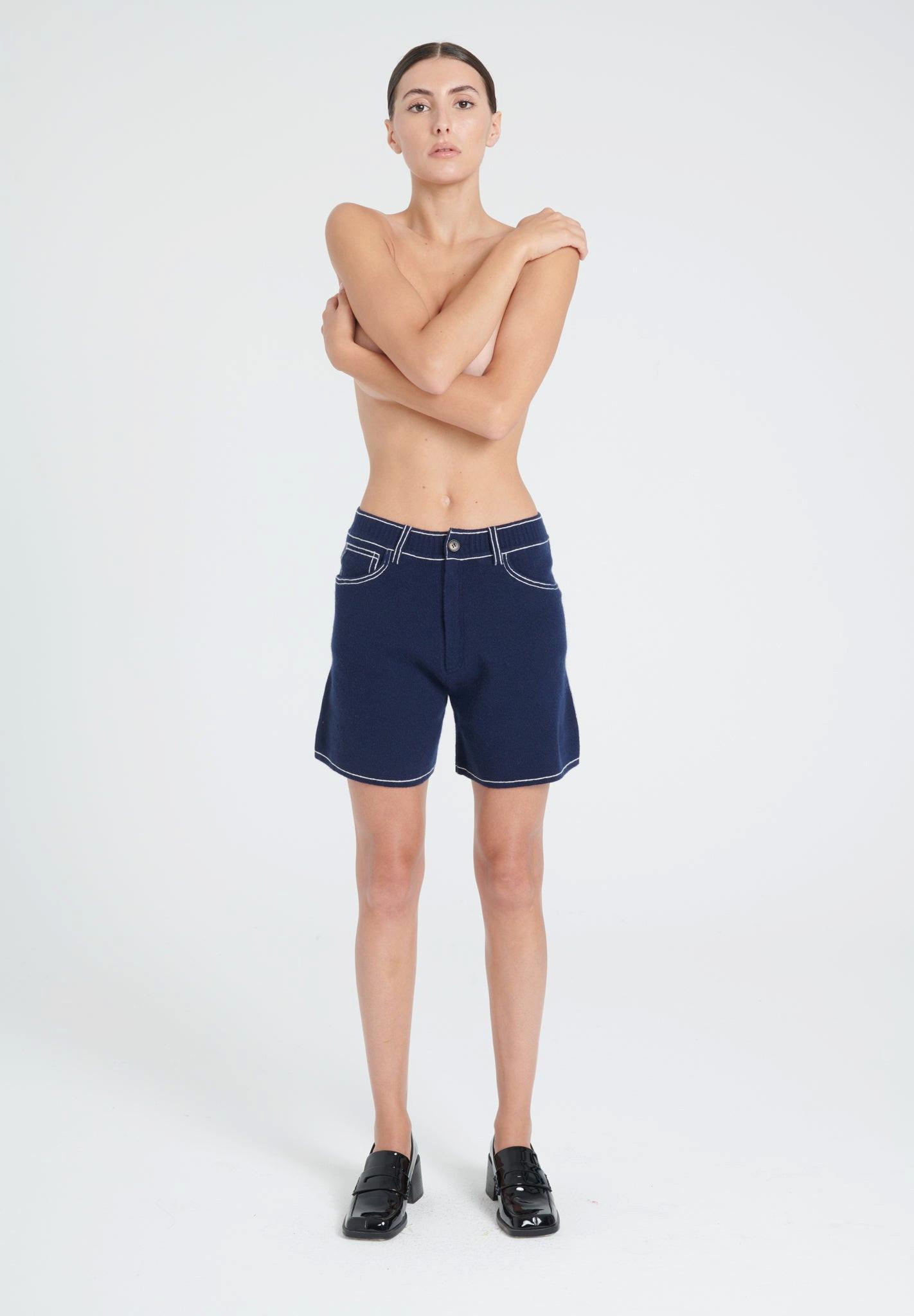 Studio Cashmere8  ZAYA 15 Shorts aus Milano-Strick - 100% Kaschmir 