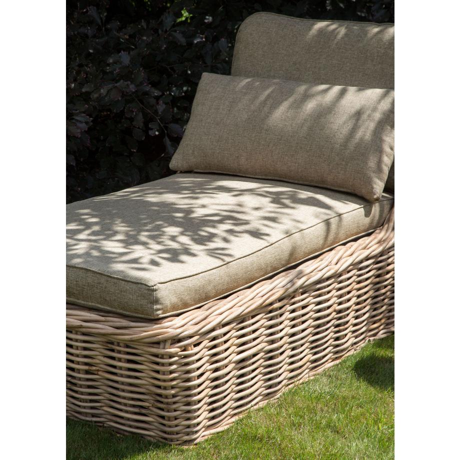 Beliani Lettino Prendisole con Cuscino en Rattan Boho BELSITO  