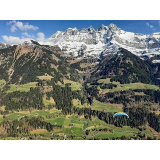 Smartbox  35 Minuten Flug im Gleitschirm für 1 Person in Champéry - Geschenkbox 