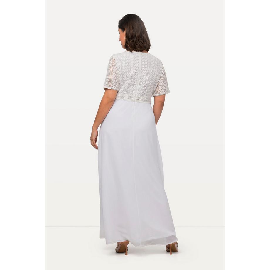 Ulla Popken Abito da sposa stile boho linea ad A scollo a V mezze maniche  