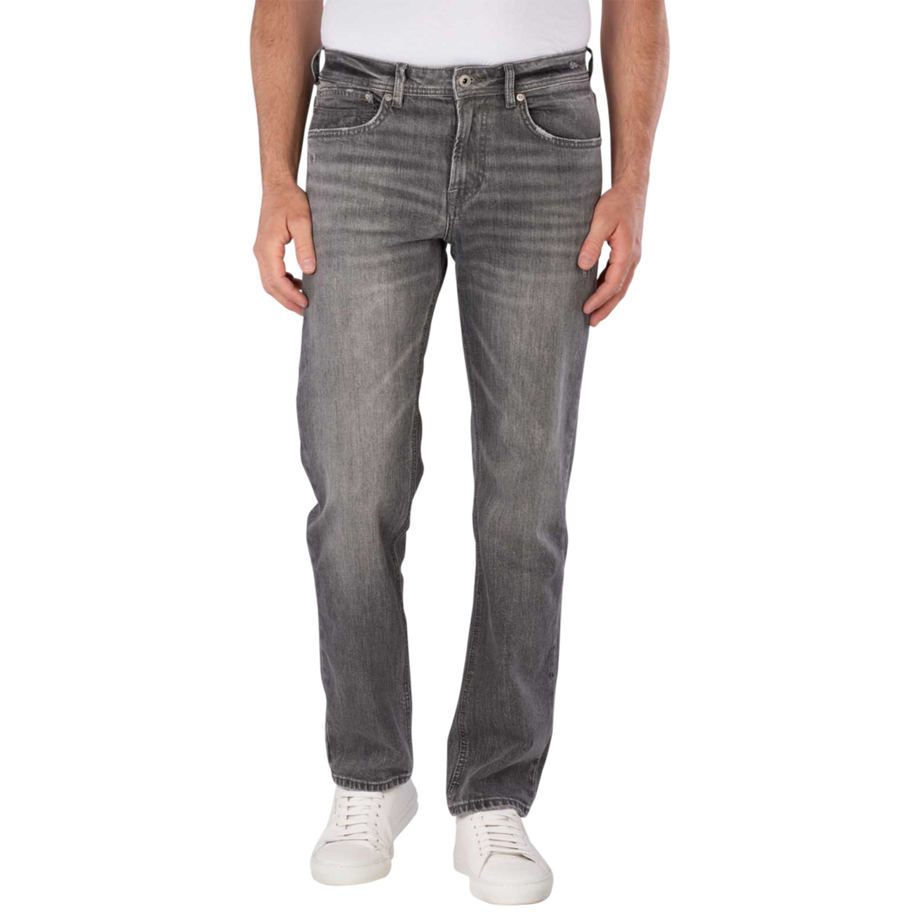 Cash Straight Fit