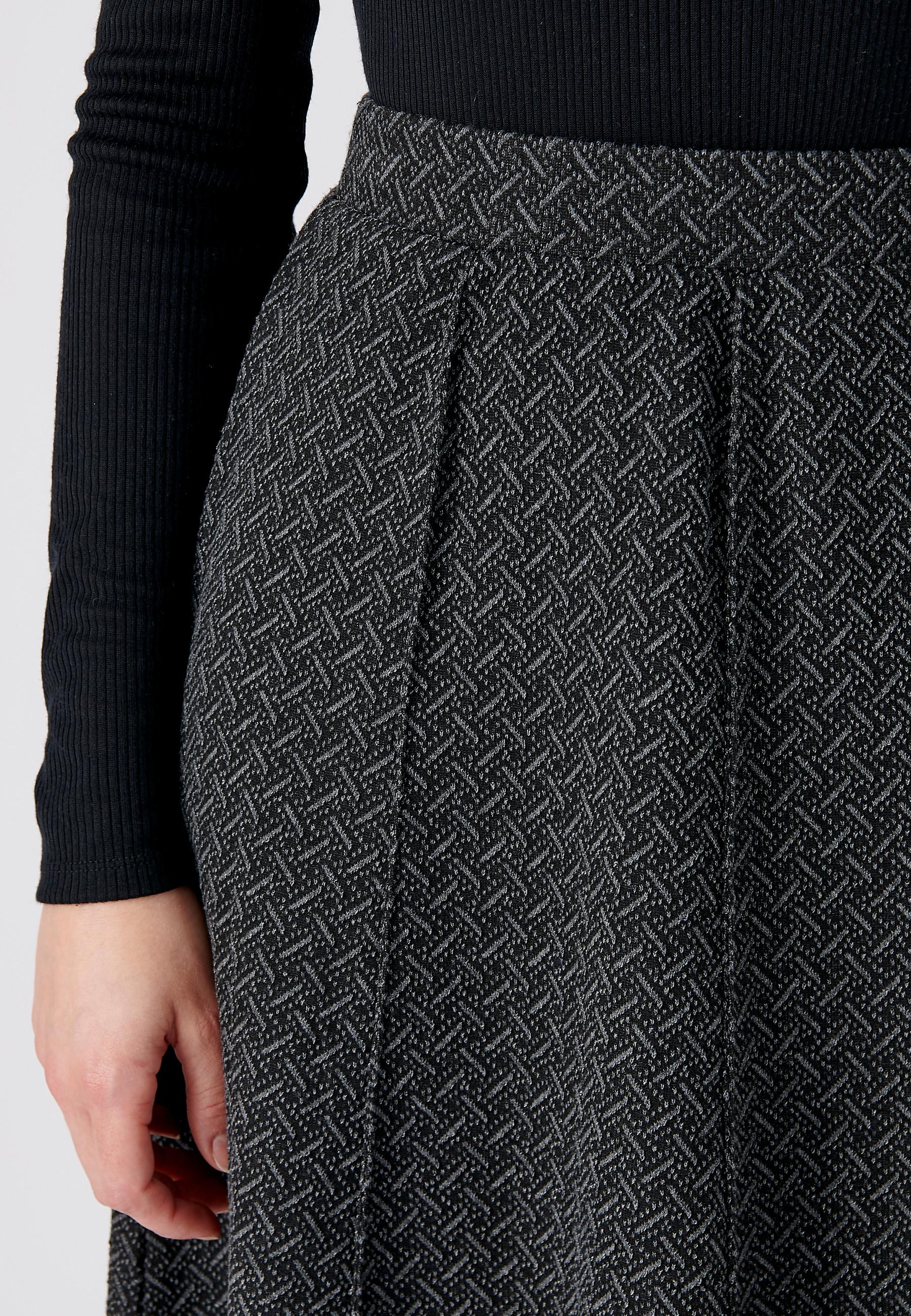 Damart  Ausgestellter Rock aus Stretch-Jacquard. 