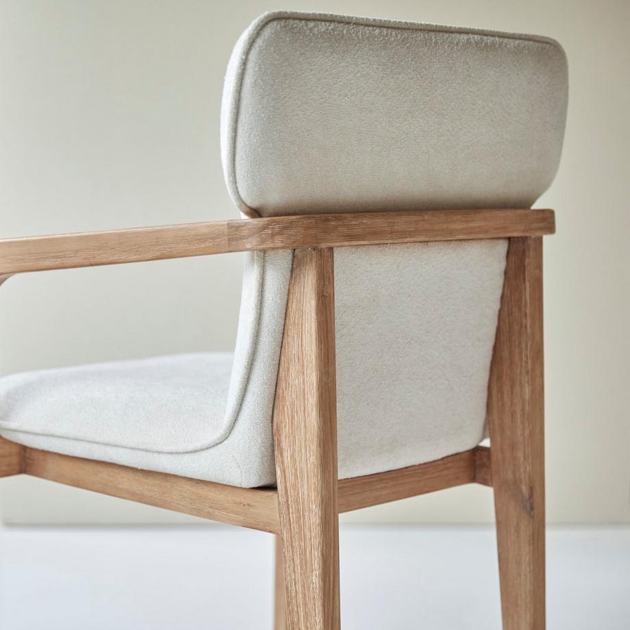 Tikamoon Fauteuil en acacia massif et tissu Viktor  
