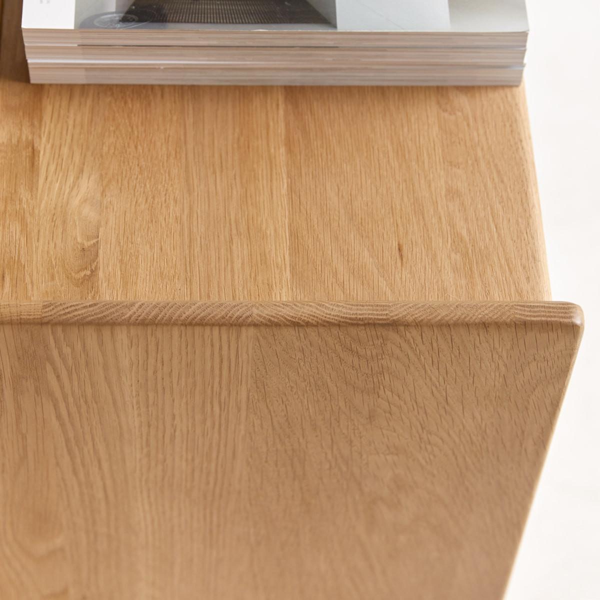 Tikamoon Nachttisch Arto aus massiver Eiche mit 2 Schubladen  