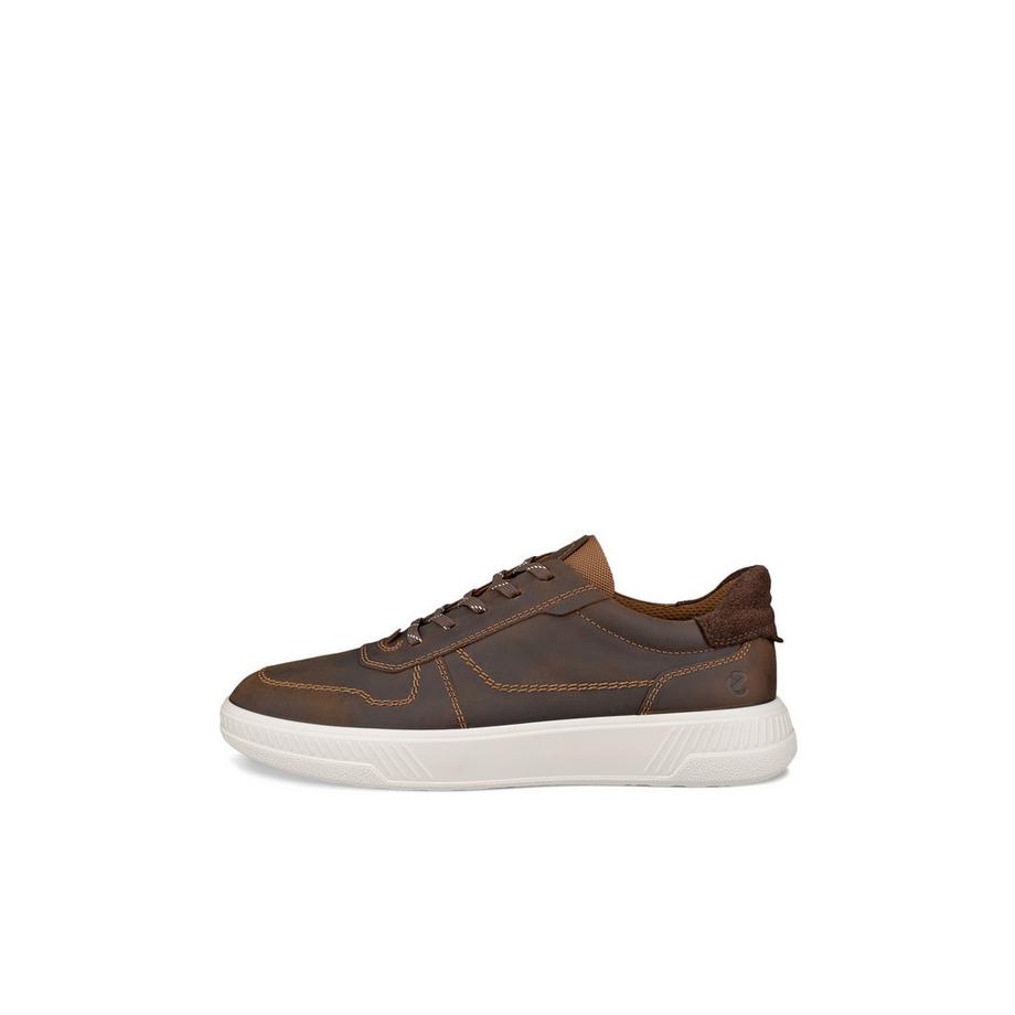 Sneakers move