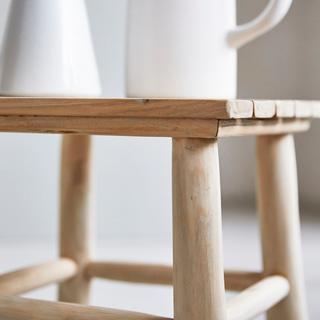 Tikamoon Beistelltisch aus massivem Teakholz Kilim  