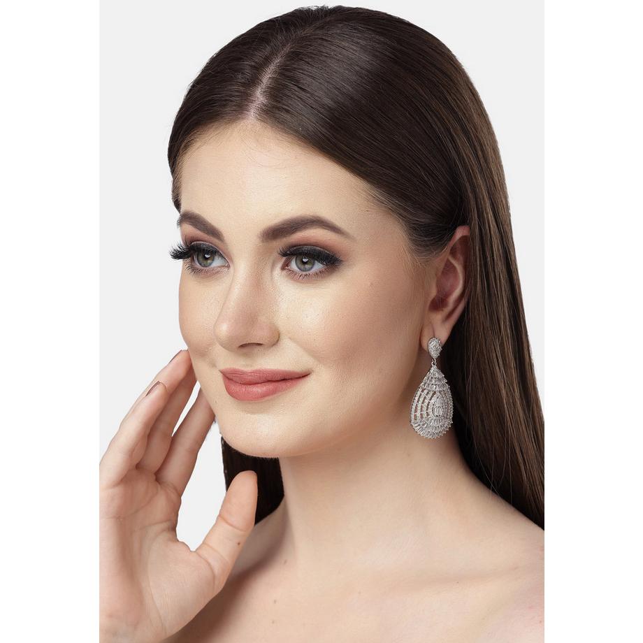 AVANT-GARDE PARIS  Collection Diva Boucles d'oreilles goutte creuses magnifiques en zirconia 