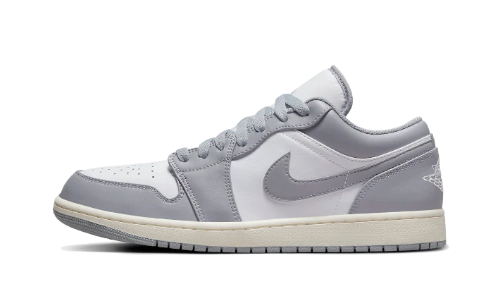 NIKE  Air Jordan 1 Low Vintage 