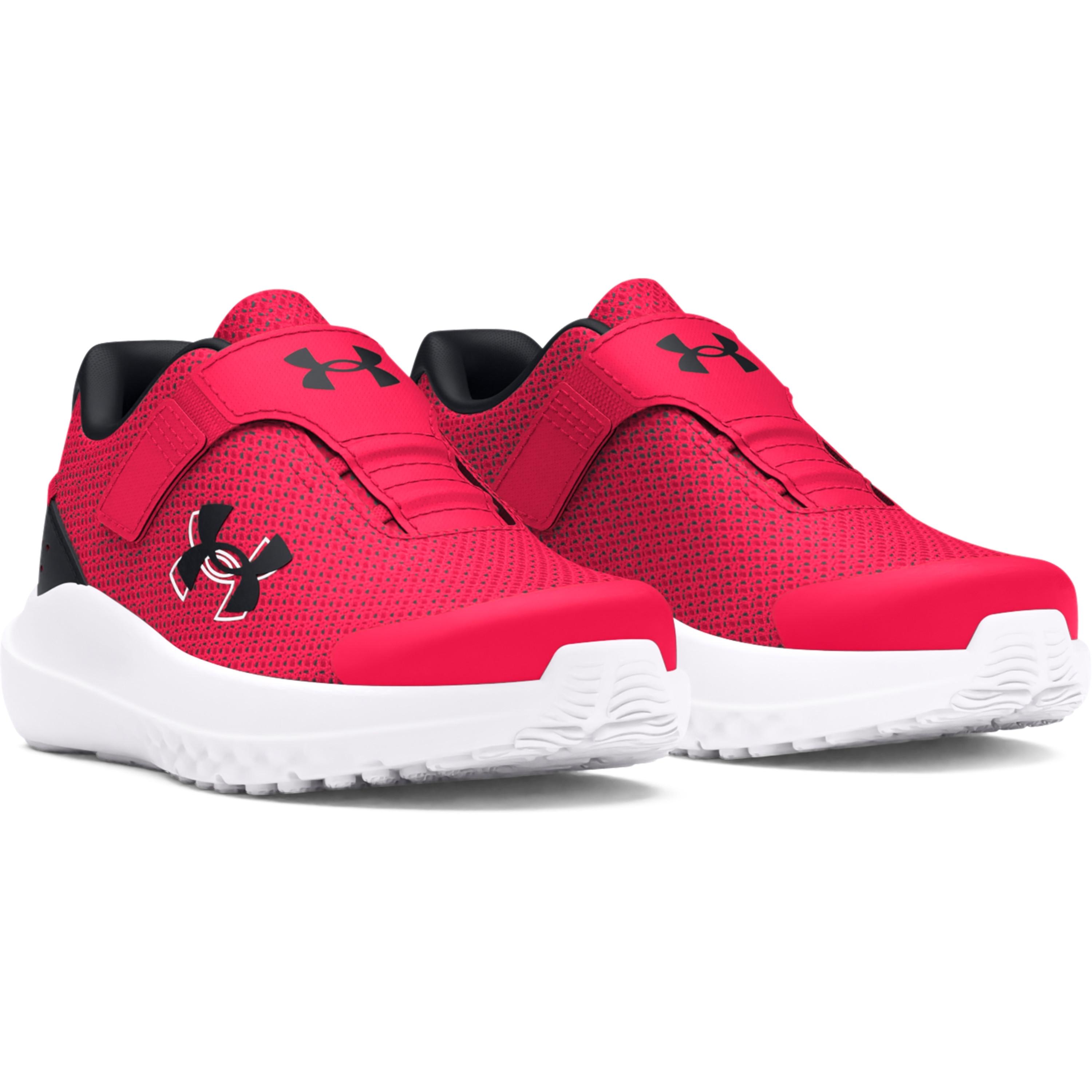 UNDER ARMOUR  chaussures de running bébé garçon  surge 4 ac 