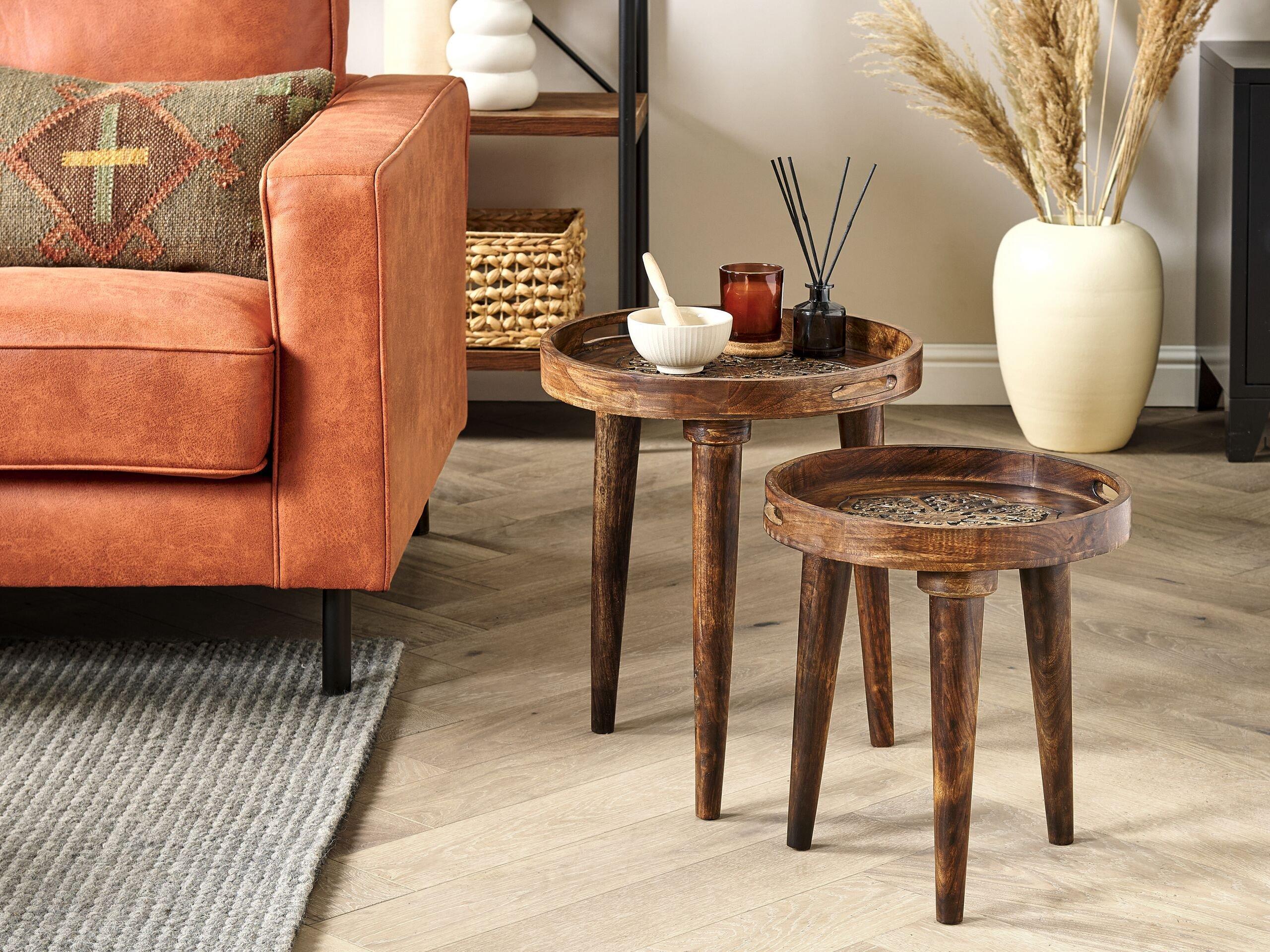 Beliani Beistelltisch 2er Set aus Mangoholz Klassisch ASTAI  