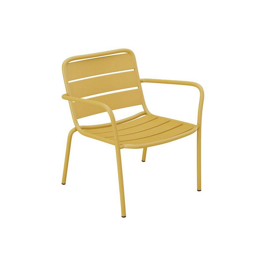 Vente-unique Fauteuil bas de jardin empilable + repose pied en métal - Jaune moutarde - MIRMANDE de MYLIA  