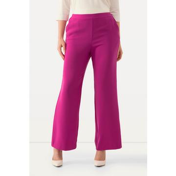 Pantalon de tailleur à jambe droite et large. Taille élastique