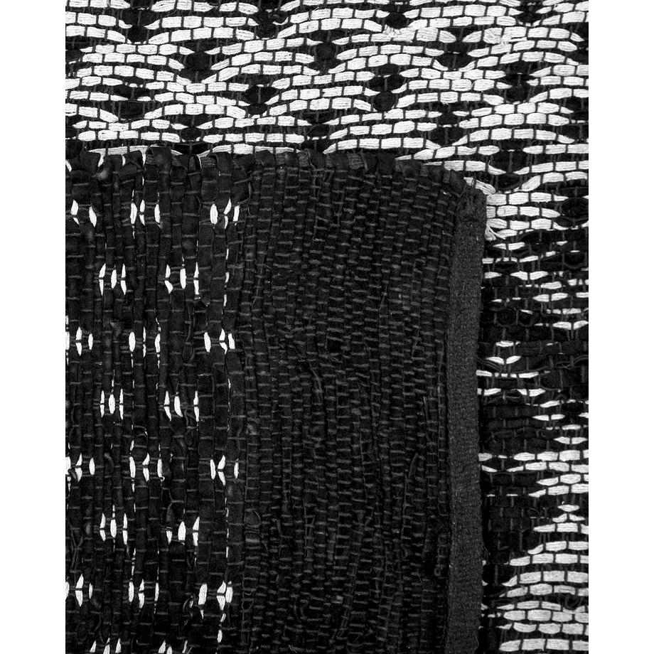 Beliani Teppich aus Echtleder Klassisch SOKUN  