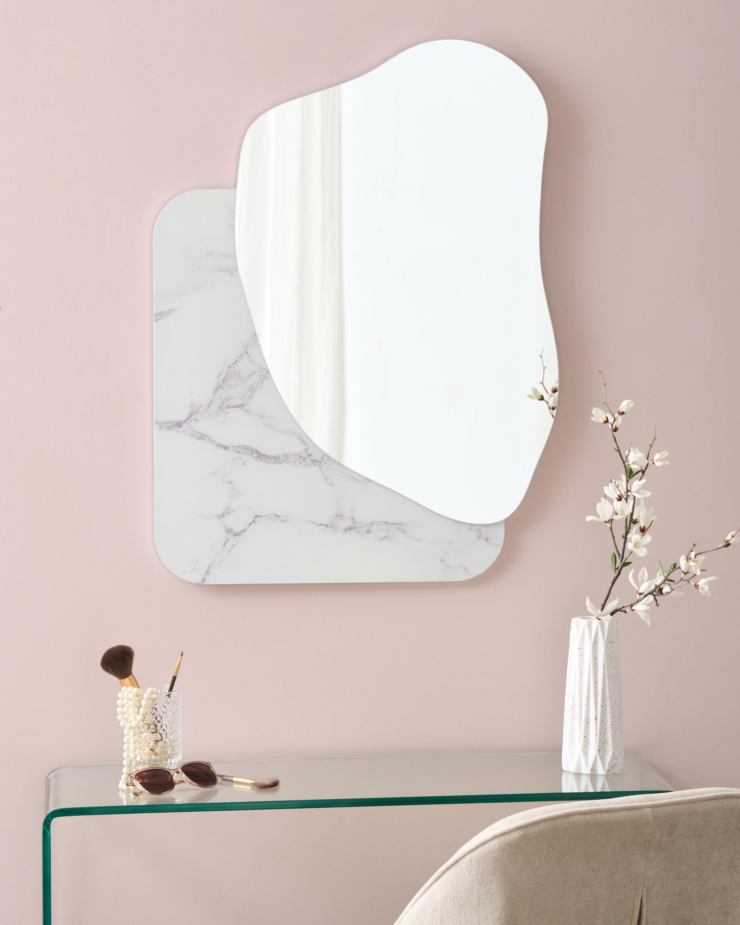 Beliani Specchio Glamour ARVERT  