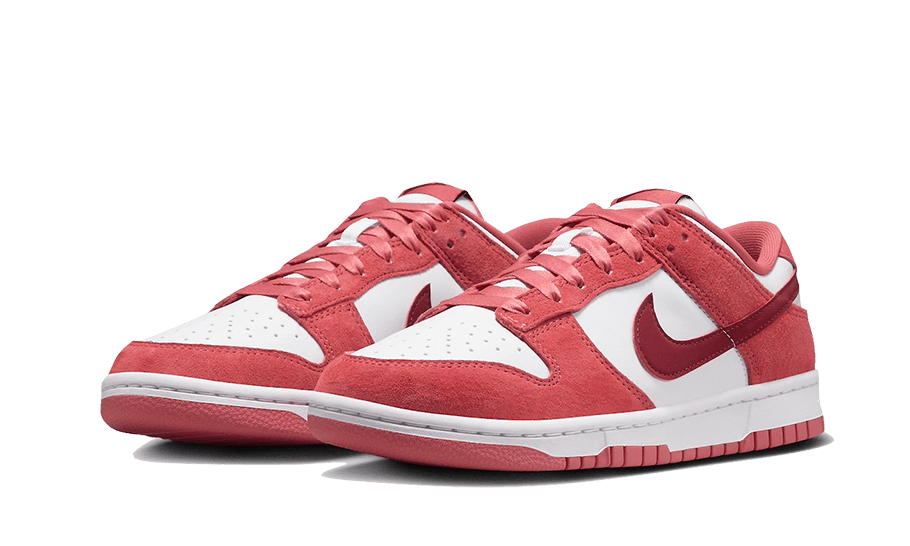 NIKE  Dunk Low Valentine's Day 