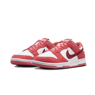 NIKE  Dunk Low Valentine's Day 