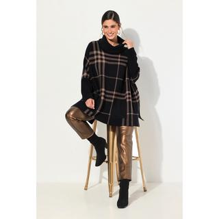 Ulla Popken  Maglione a mantella dal taglio oversize con quadri, collo dolcevita e maniche lunghe 