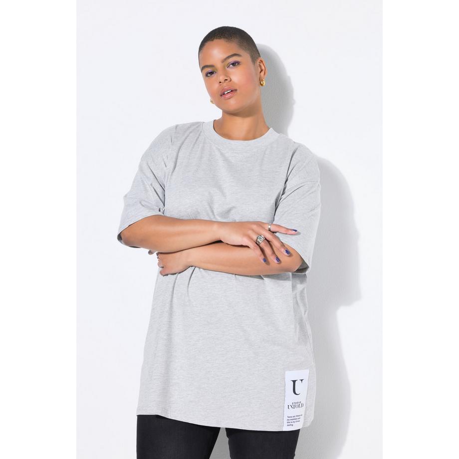 Studio Untold T-Shirt Oversize Mezza Manica con Applicazione sull'Orlo  
