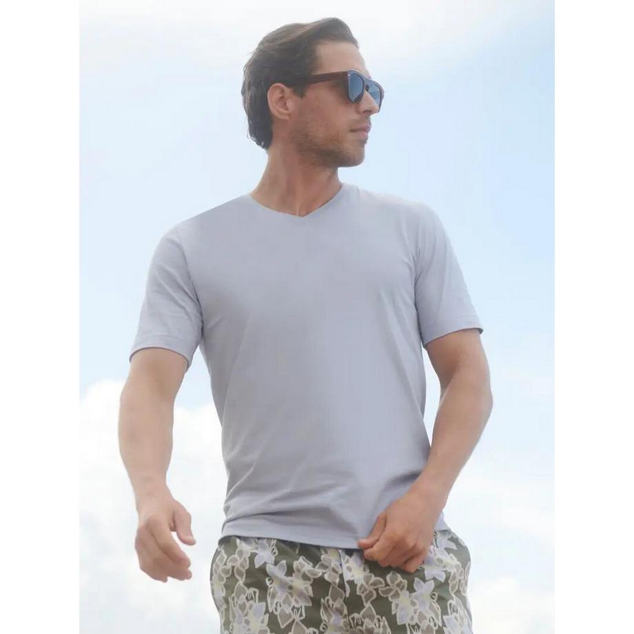 Living T-Shirt V-Neck