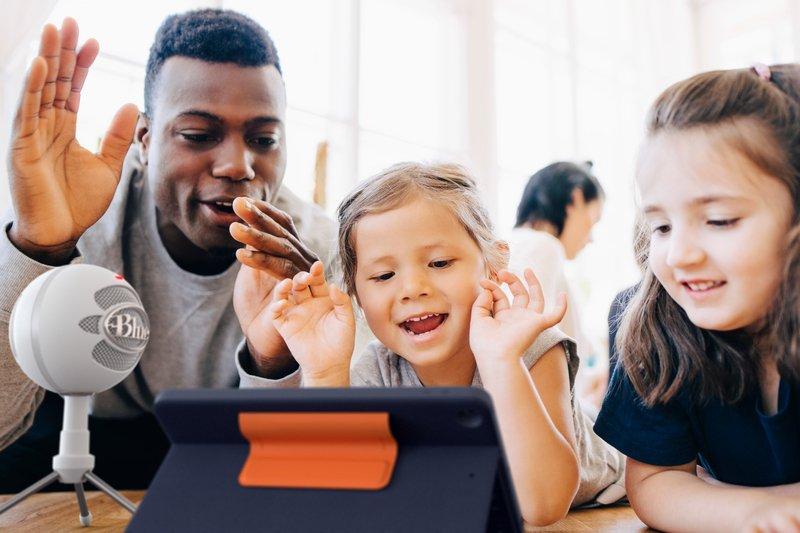 Logitech  Rugged Combo 3 Blau Smart Connector QWERTZ Schweiz 