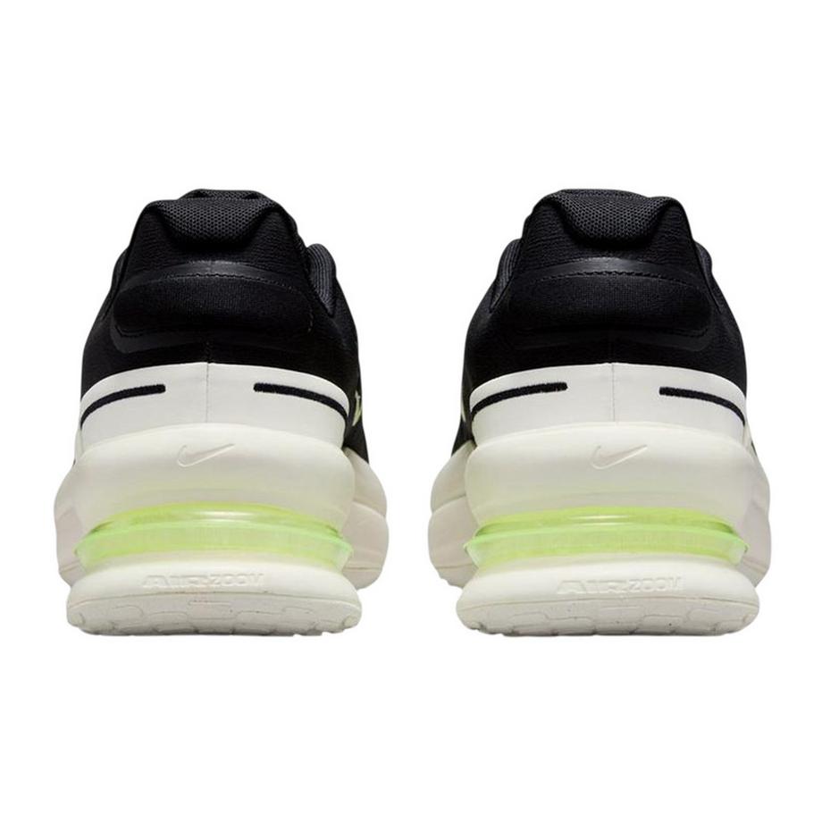 NIKE Air Zoom Upturn Scarpe Sportive  