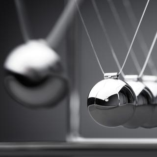 B2X  Culla di Newton 