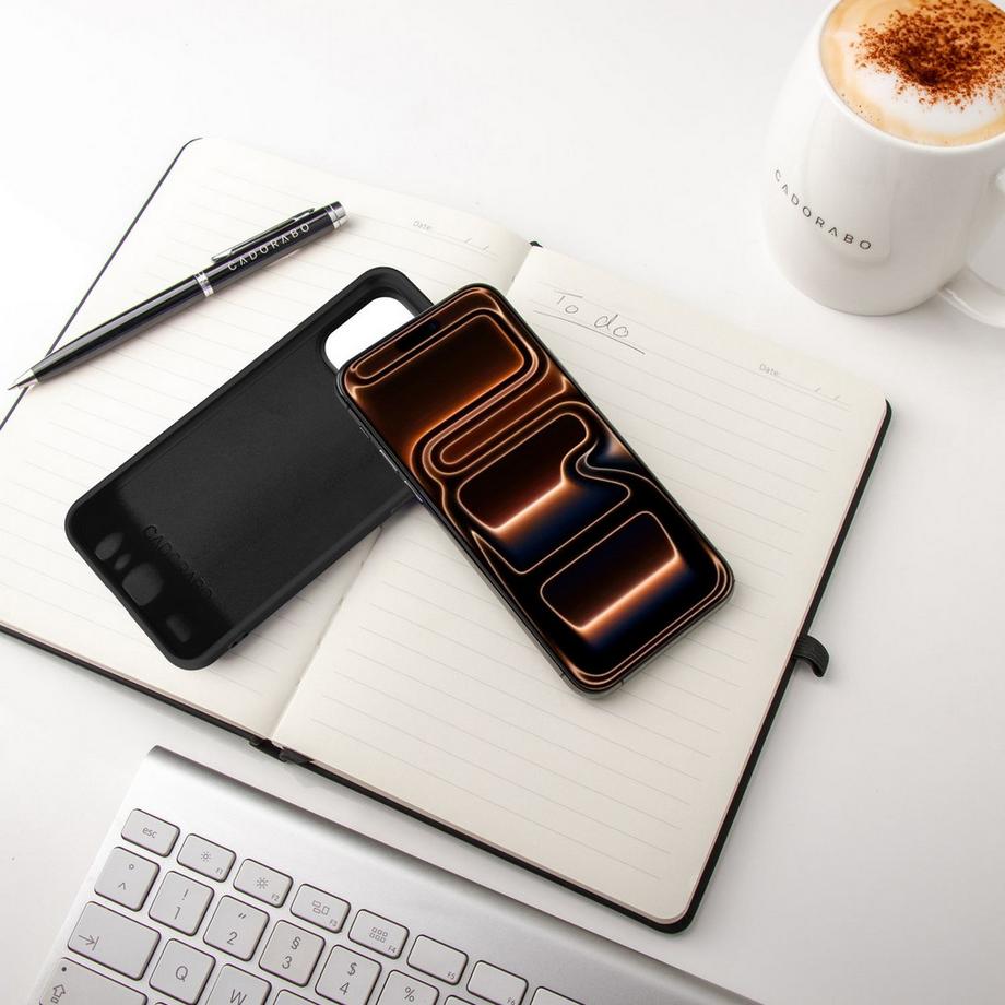 Cadorabo  iPhone 17 PRO Hülle im Liquid Case Design 