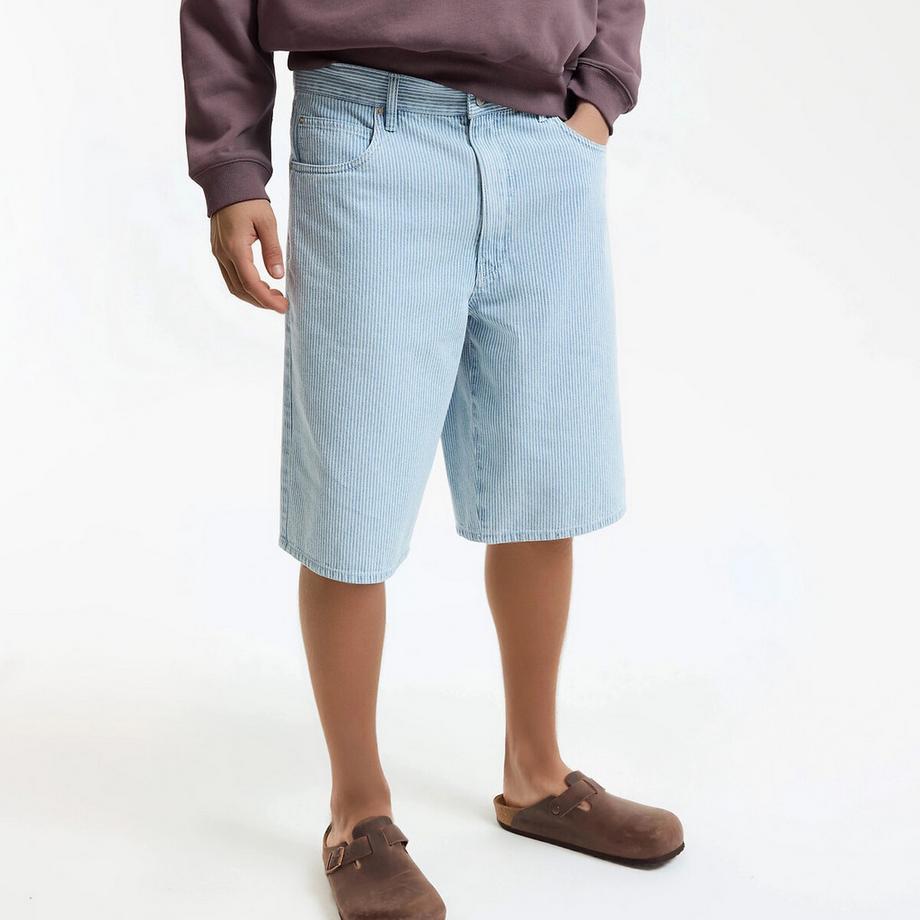 Bermuda-Shorts aus gestreiftem Denim