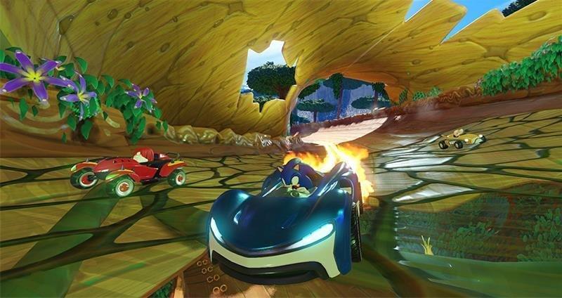 SEGA  Team Sonic Racing 