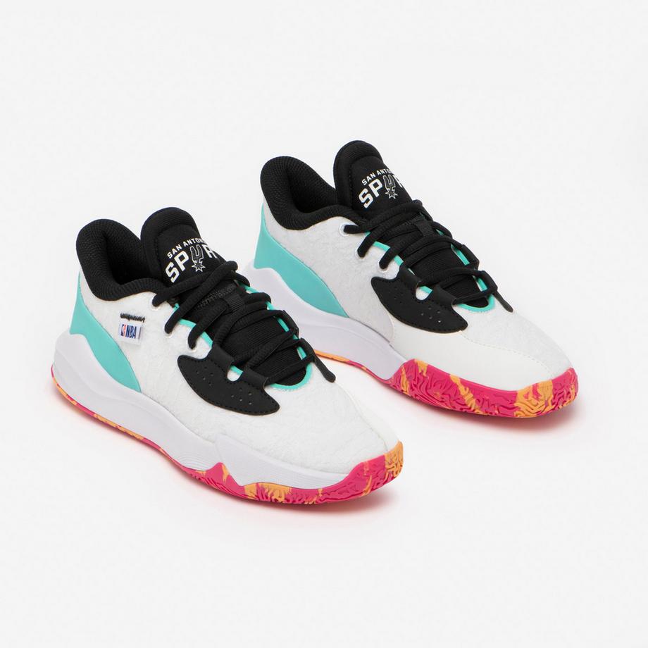 TARMAK Fast 900 Low-1 NBA Lakers Chaussures de Basketball Enfant  