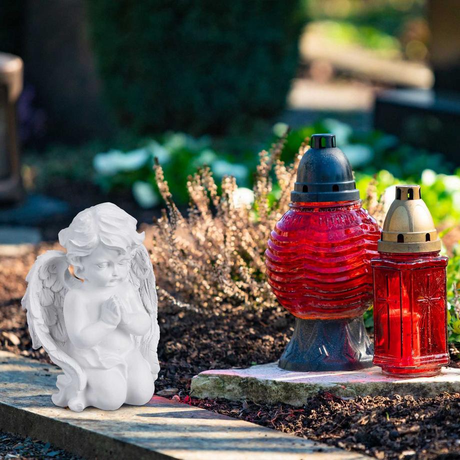 B2X Betender Engel im Graben  