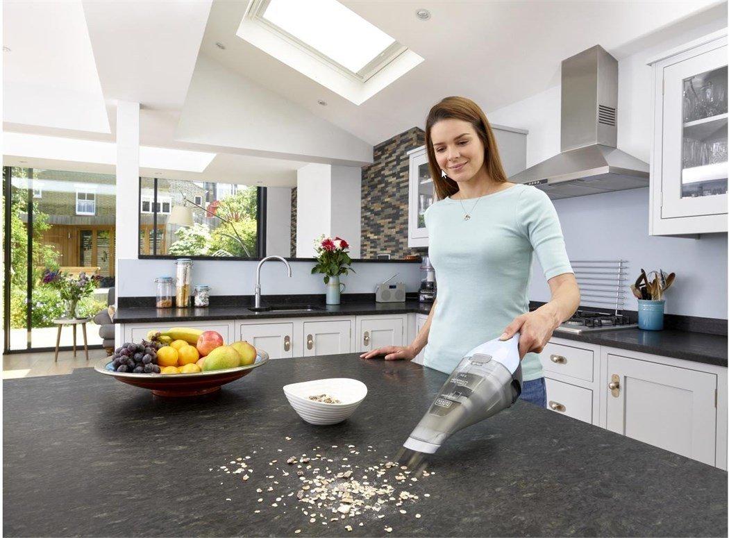 BLACK+DECKER NVC215W - blu ghiaccio  