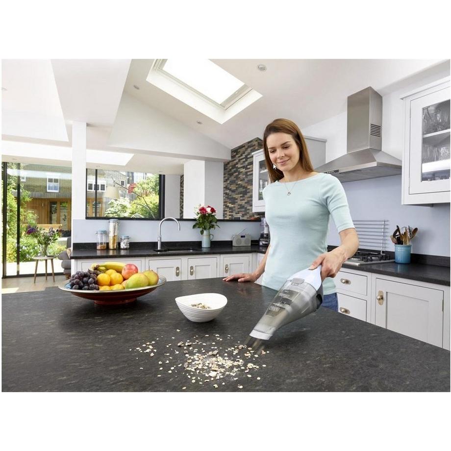 BLACK+DECKER NVC215W - blu ghiaccio  