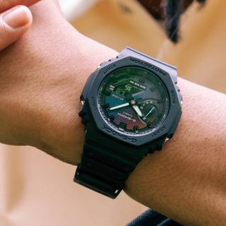 CASIO  G-Shock GA-2100RW-1AER Brick the Wall 