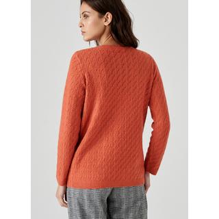 Damart  Pull maille ajourée. 