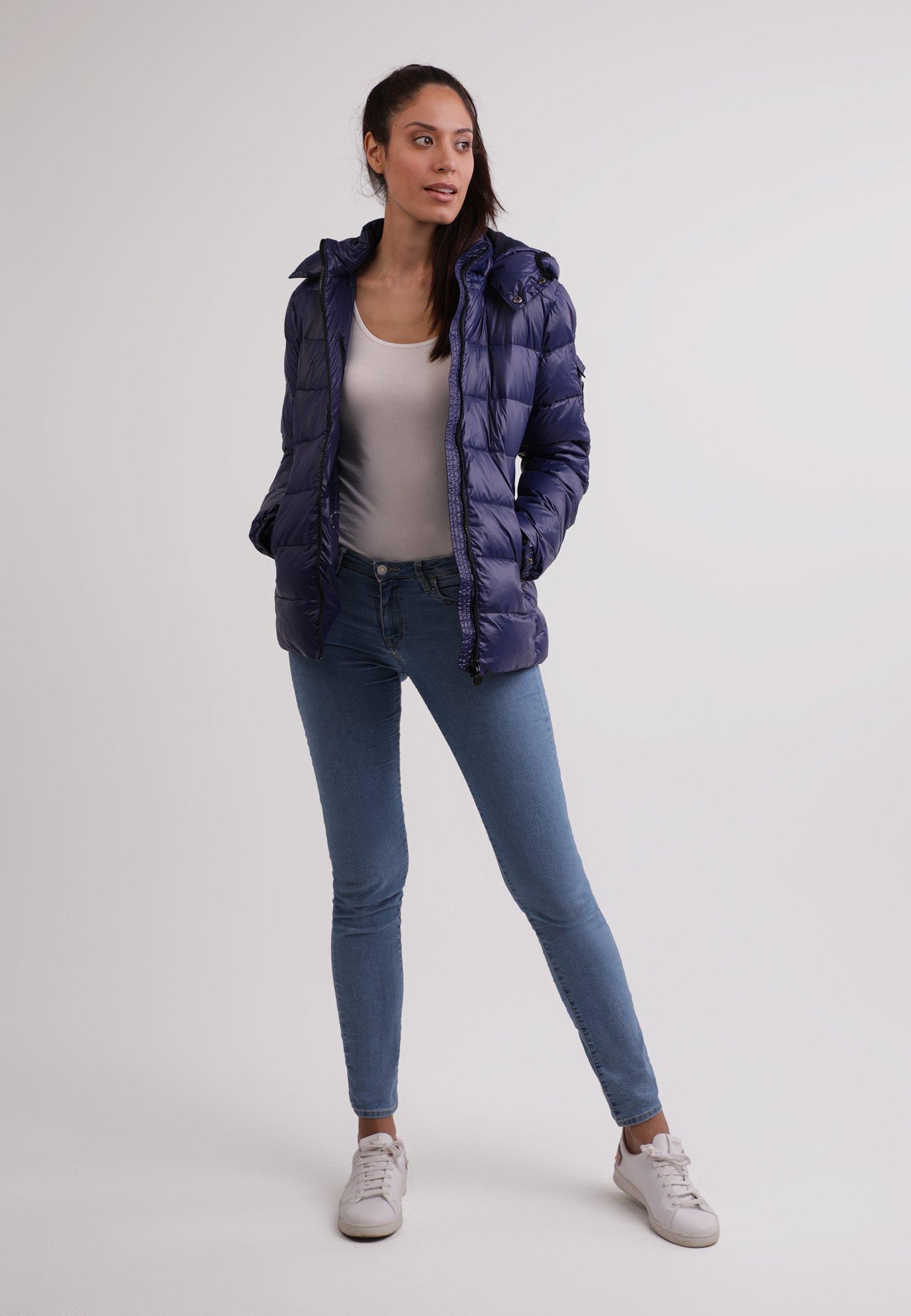 CASH-MERE.CH Daunenjacke mit Kapuze Kaschmirfutter glänzende Optik  