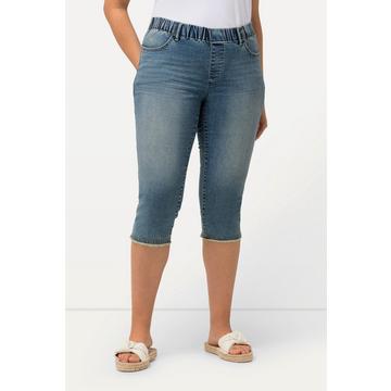 Jeans Capri modello Sienna con orli sfrangiati, taglio della gamba aderente e cintura elastica