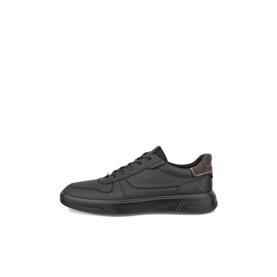 Sneakers move