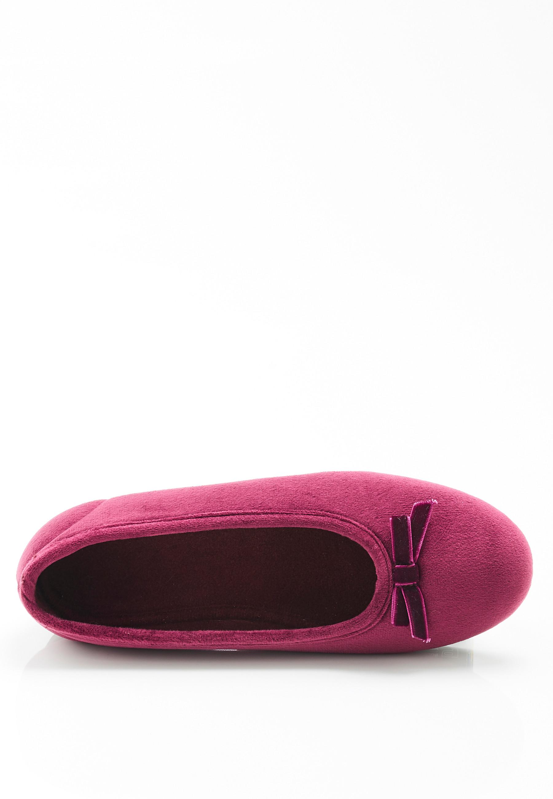 Damart  Ballerines aspect velours. 