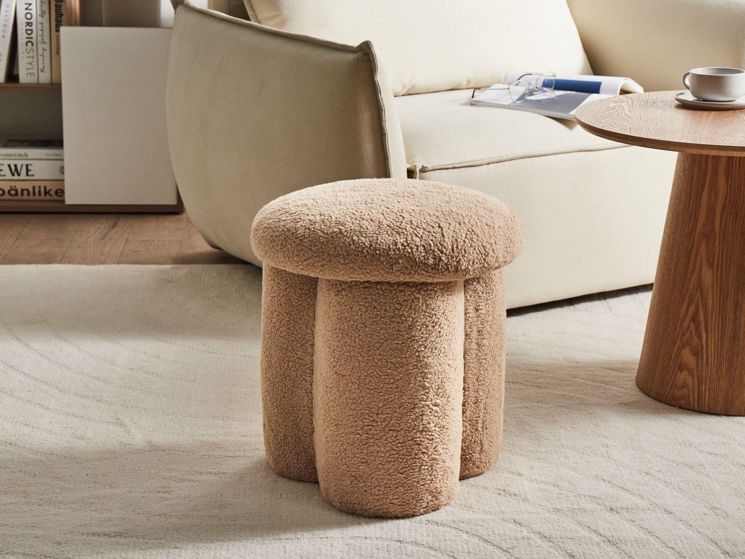 Beliani Pouf en Bouclé Minimaliste CARRINGTON  