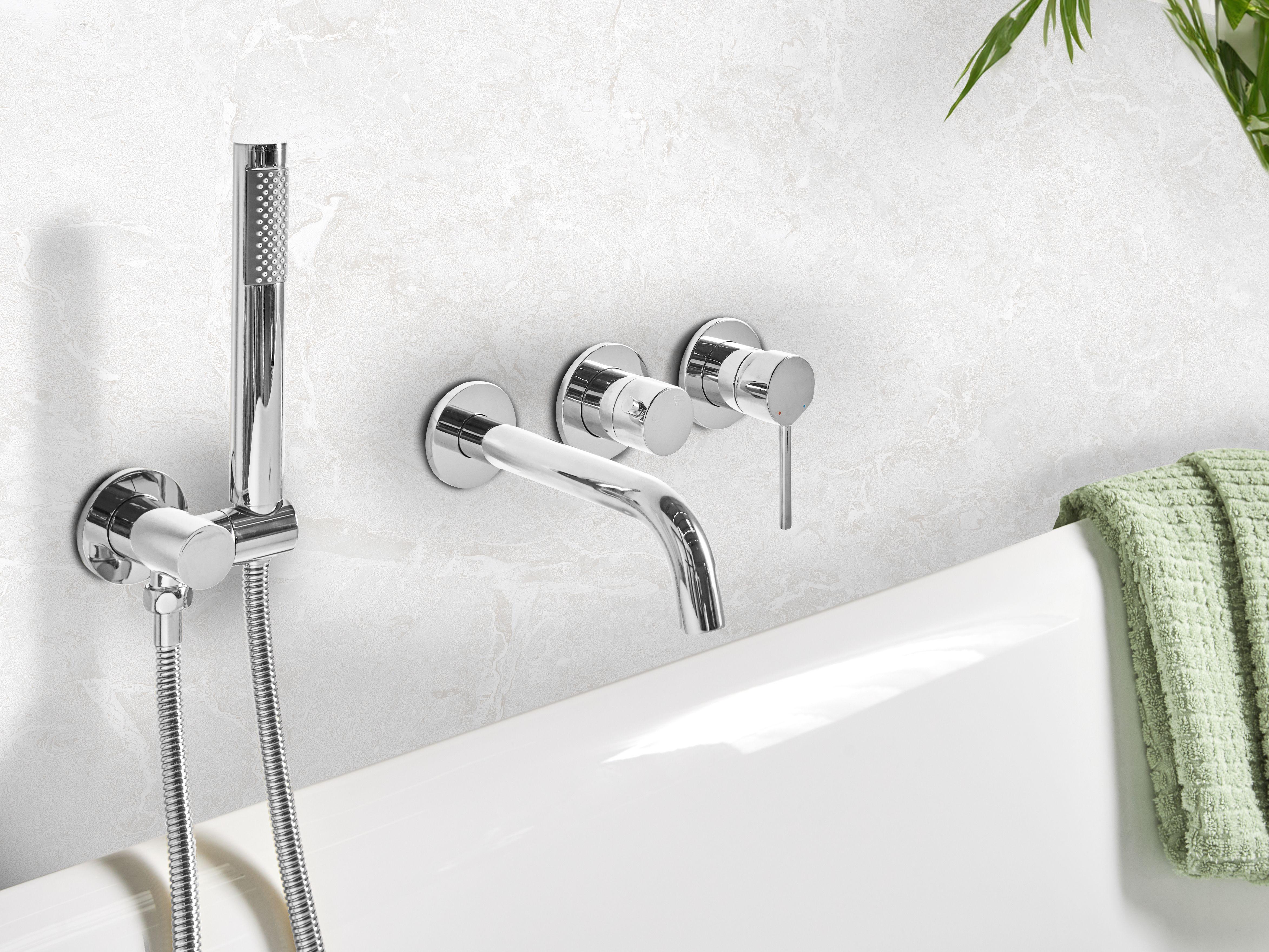 Beliani Robinet de douche mural en Laiton Moderne JAVIRA  