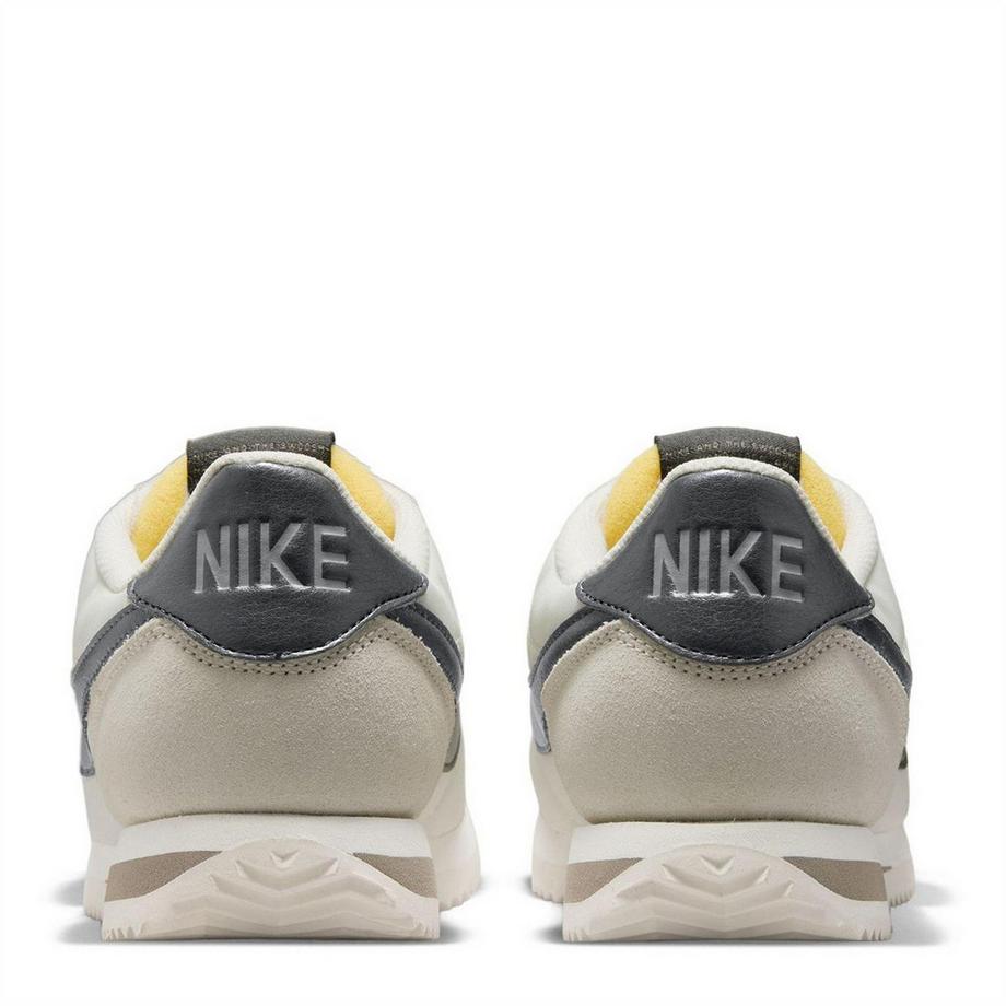 NIKE Cortez Scarpe Sportive con Pannelli in Pelle Scamosciata  